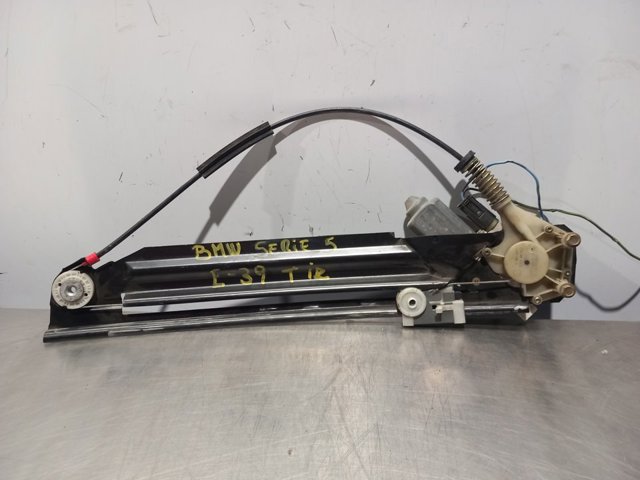 8252429 BMW