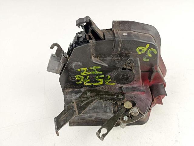 8253431 BMW