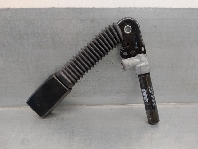 8257788 BMW