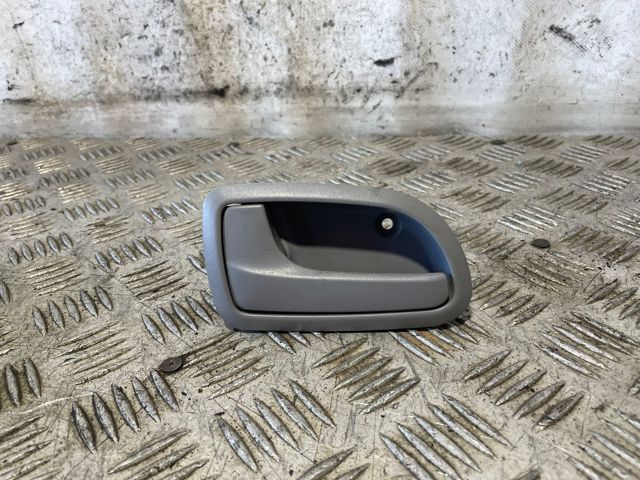 8261007000 Hyundai/Kia