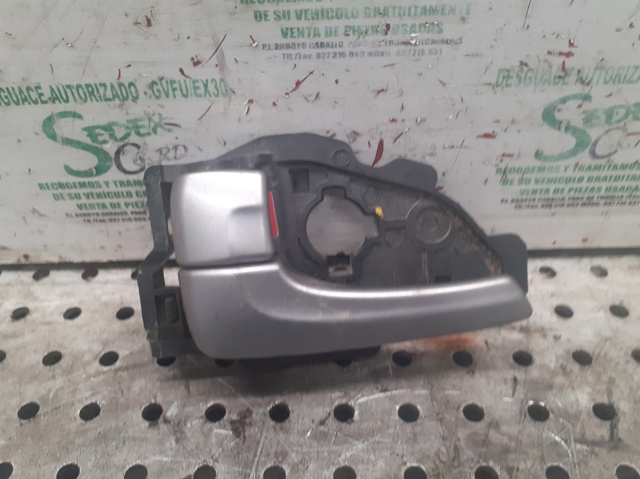 826132S000 Hyundai/Kia