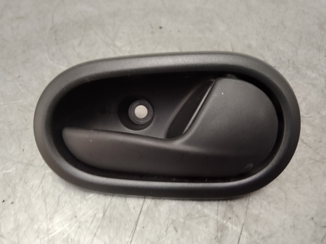 826721919R Renault (RVI)