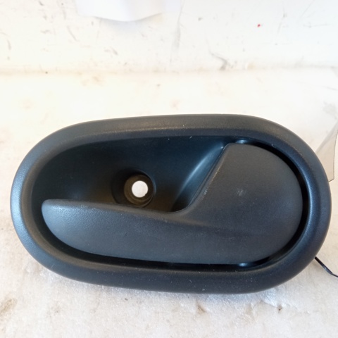 826721919R Renault (RVI)