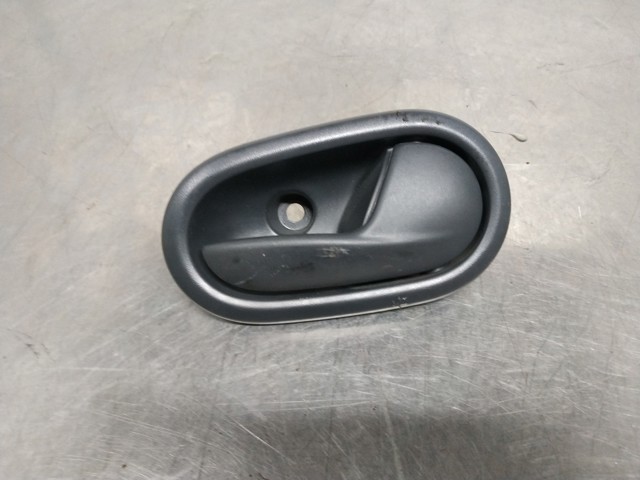 826721919R Renault (RVI)
