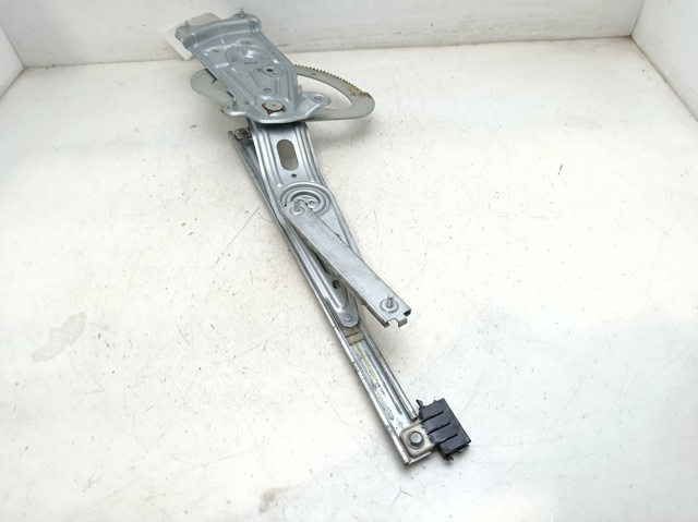 827200006R Renault (RVI)