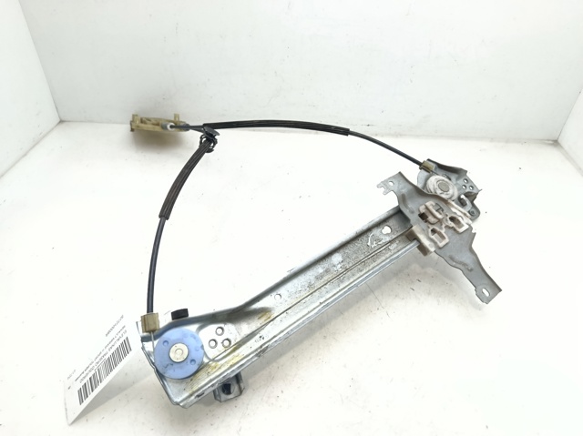 827210008R Renault (RVI)