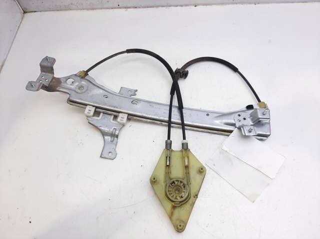 827210008R Renault (RVI)