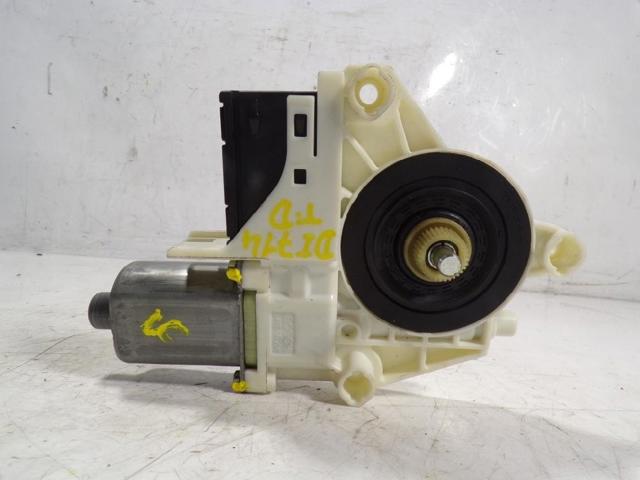 827300007R Renault (RVI)