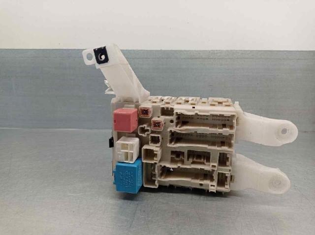 Unidade de dispositivos de segurança 827300F051C TOYOTA