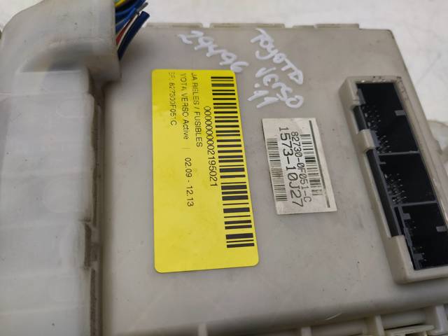 Unidade de dispositivos de segurança 827300F051C TOYOTA