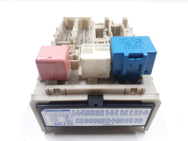 Unidade de dispositivos de segurança 827300F051C TOYOTA