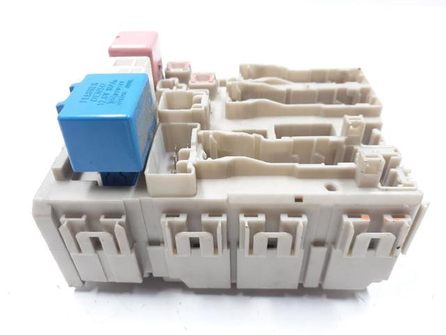 Unidade de dispositivos de segurança 827300F051C TOYOTA