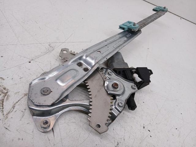 Motor de acionamento de vidro da porta traseira esquerda 82730CV01C NISSAN