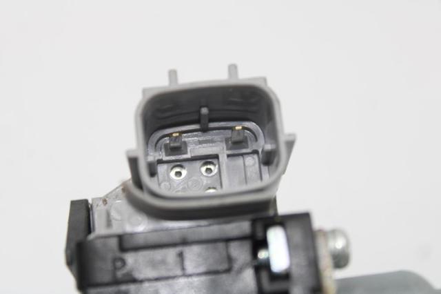 Motor de acionamento de vidro da porta traseira esquerda 82730CV01C NISSAN