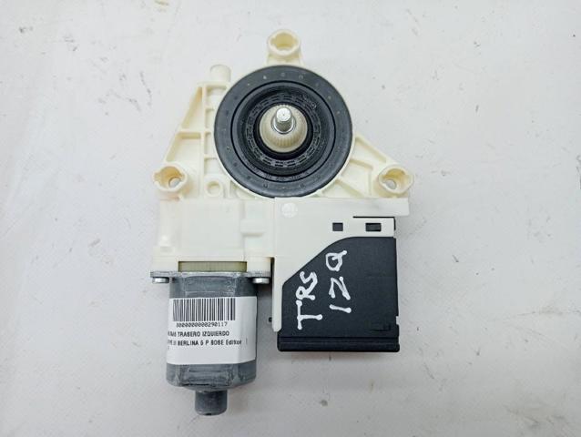 Motor de acionamento de vidro da porta traseira esquerda 827310185R RENAULT