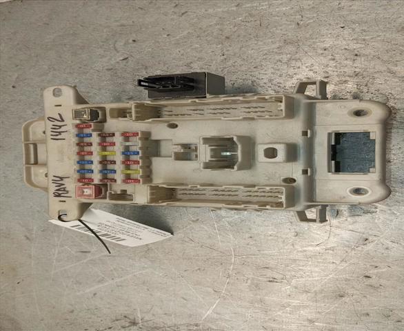 8273142010 Toyota