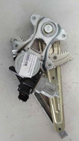Motor de acionamento de vidro da porta traseira direita 82731CV01B NISSAN