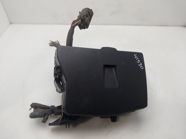 Unidade de dispositivos de segurança para Toyota Auris E15