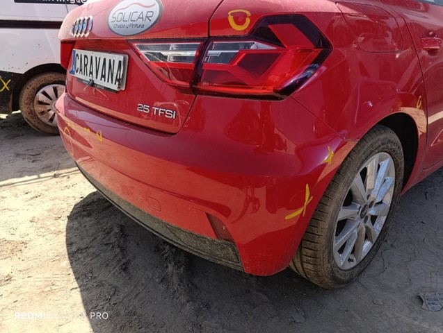 Pára-choque traseiro 82A807067 VAG