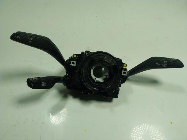 82A953521FM VAG