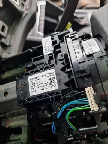 82A953521FM VAG