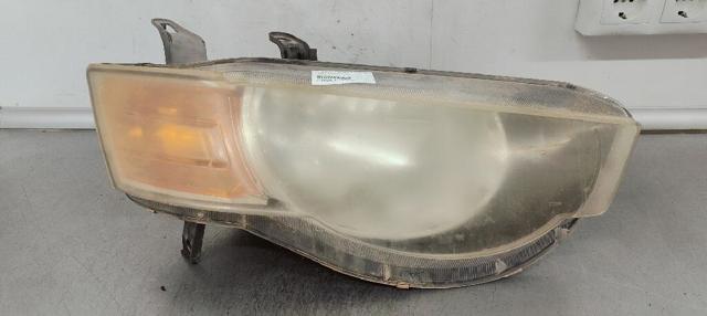 Luz direita para Mitsubishi Colt Z3