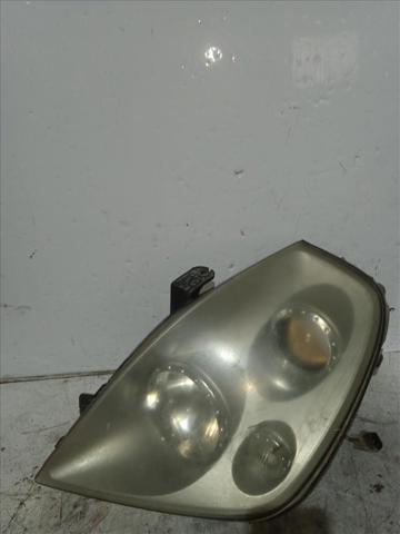 Luz direita 8310208B11 SSANG YONG