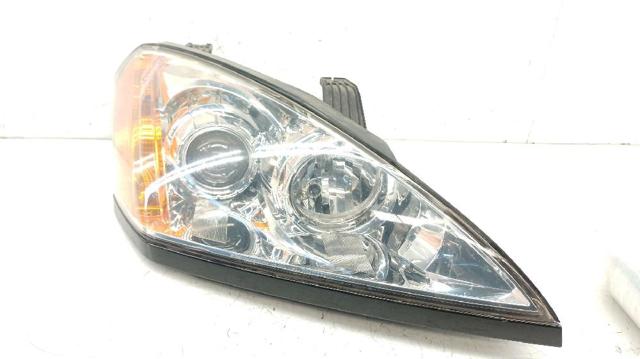 Luz direita 8310209100 SSANG YONG