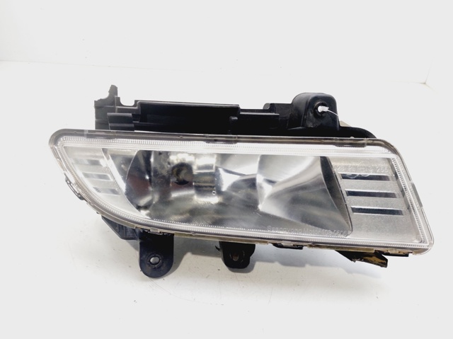 8320208B01 Ssang Yong