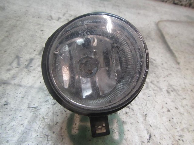 Luzes de nevoeiro direitas 8320221000 SSANG YONG