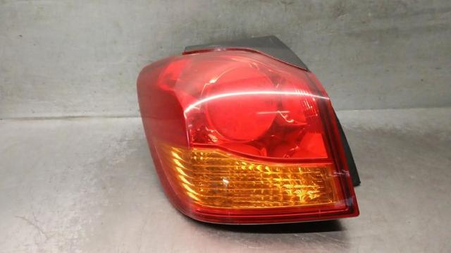 Lanterna traseira esquerda externa 8330B193 MITSUBISHI