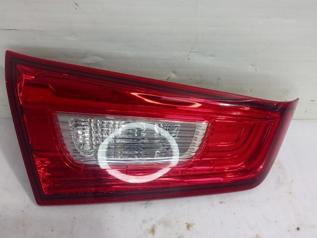 Lanterna traseira esquerda interna 8336A085 MITSUBISHI