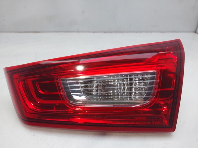 Lanterna traseira direita interna 8336A088 MITSUBISHI