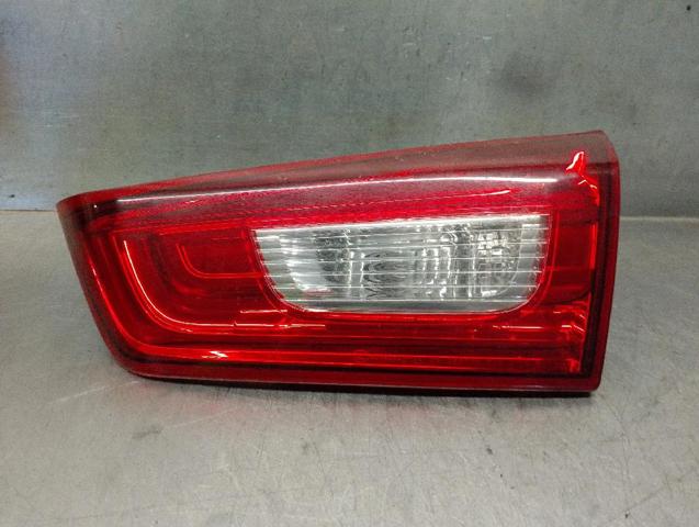 Lanterna traseira direita interna 8336A088 MITSUBISHI
