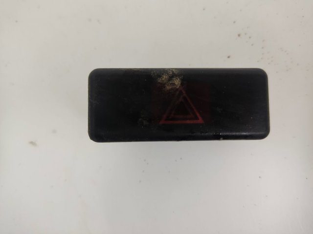 Botão de ativação do sinal de emergência 8350947 BMW