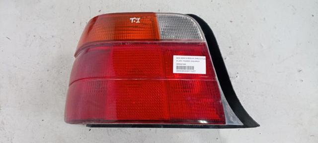 Lanterna traseira esquerda 8357869 BMW