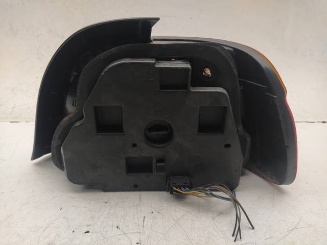 8358031 BMW