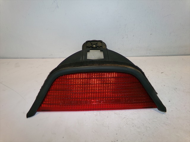 Sinal de parada traseiro adicional 8360568 BMW