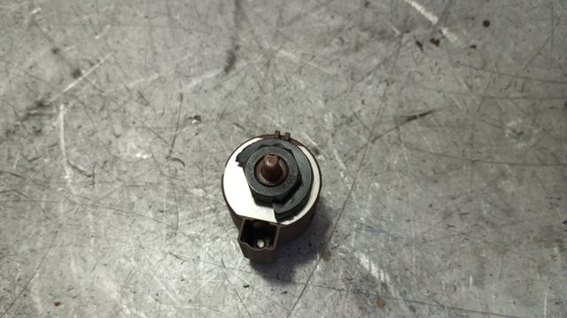 Botão de ativação das luzes de nevoeiro traseiras 8363684 BMW