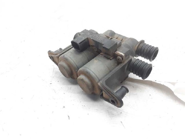 8374995 BMW