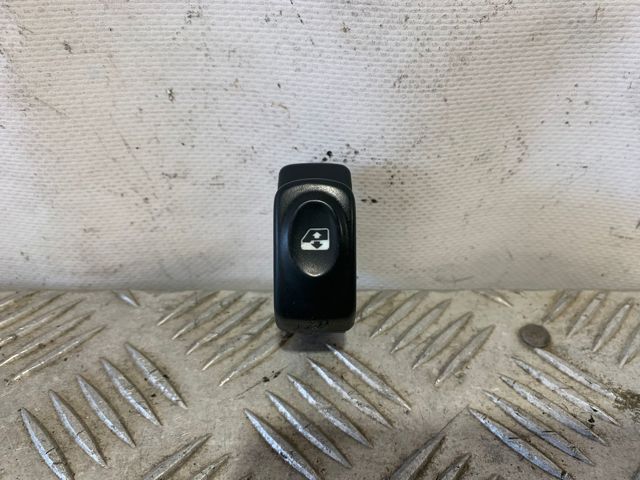 838099G Renault (RVI)