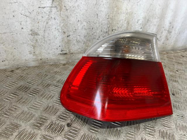 Lanterna traseira esquerda externa 8383821 BMW