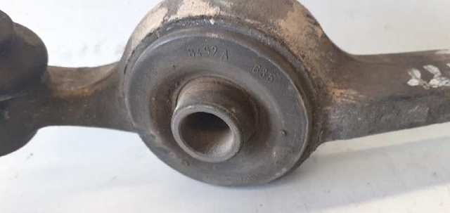 Braço oscilante inferior direito de suspensão dianteira 83BB3078BA FORD