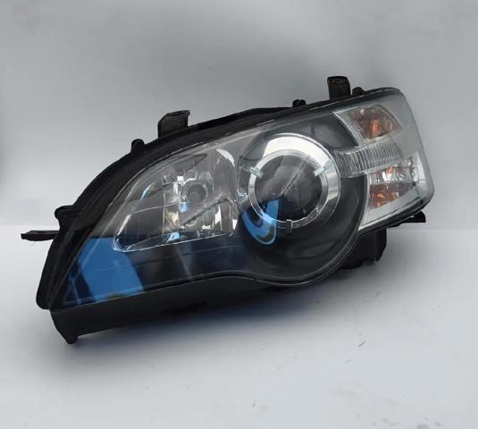 Luz direita para Subaru Outback B13, BP