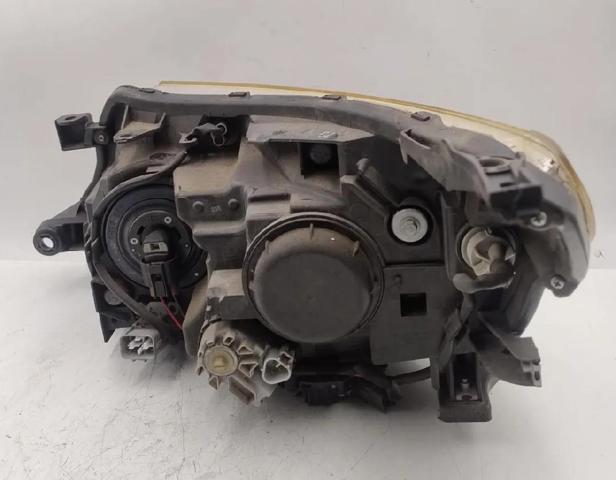 Luz direita 84001SC122 SUBARU