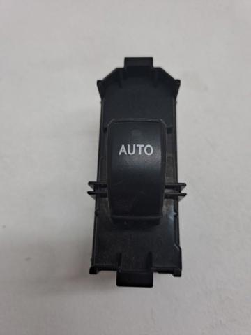 8403048070 Toyota