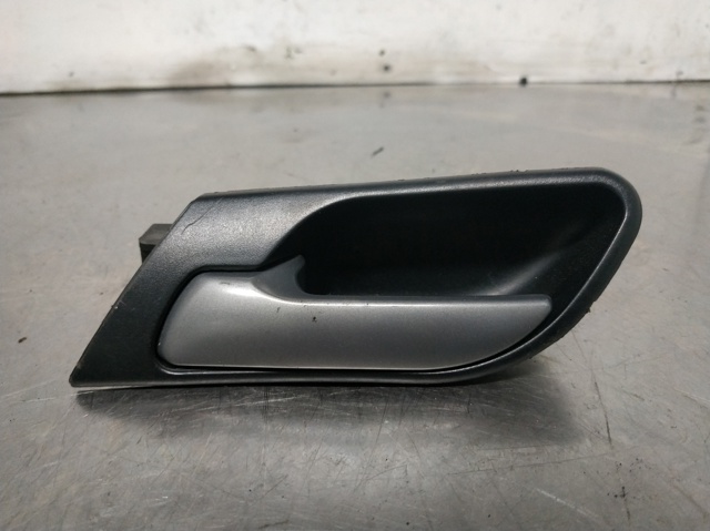 Maçaneta externa dianteira/traseira da porta esquerda 8408565 BMW