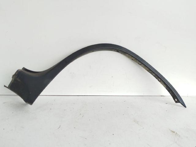Expansor (placa sobreposta) de arco do pára-lama dianteiro direito 8408704 BMW