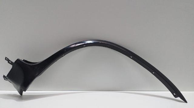Expansor (placa sobreposta) de arco do pára-lama dianteiro direito 8408704 BMW