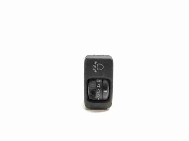 8415233030 Toyota
